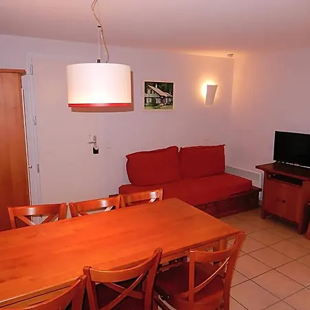 Hotel Au Domaine Du Golf Dans De Vacance 3*